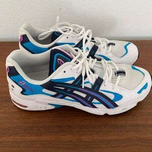 *SOLD* asics vintage men size 11